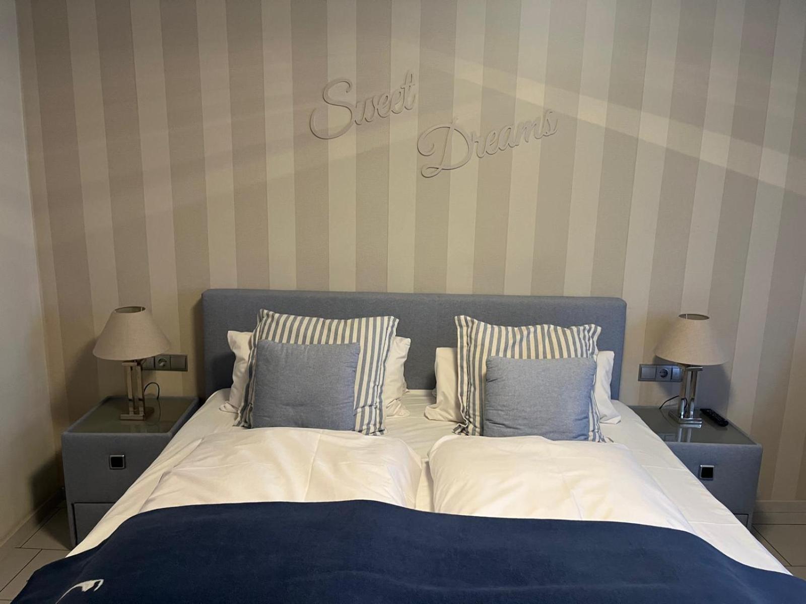 Hotel Hoehn Rüdesheim nad Renem Zewnętrze zdjęcie