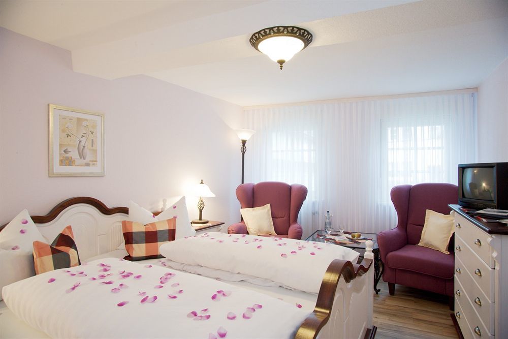 Hotel Hoehn Rüdesheim nad Renem Zewnętrze zdjęcie