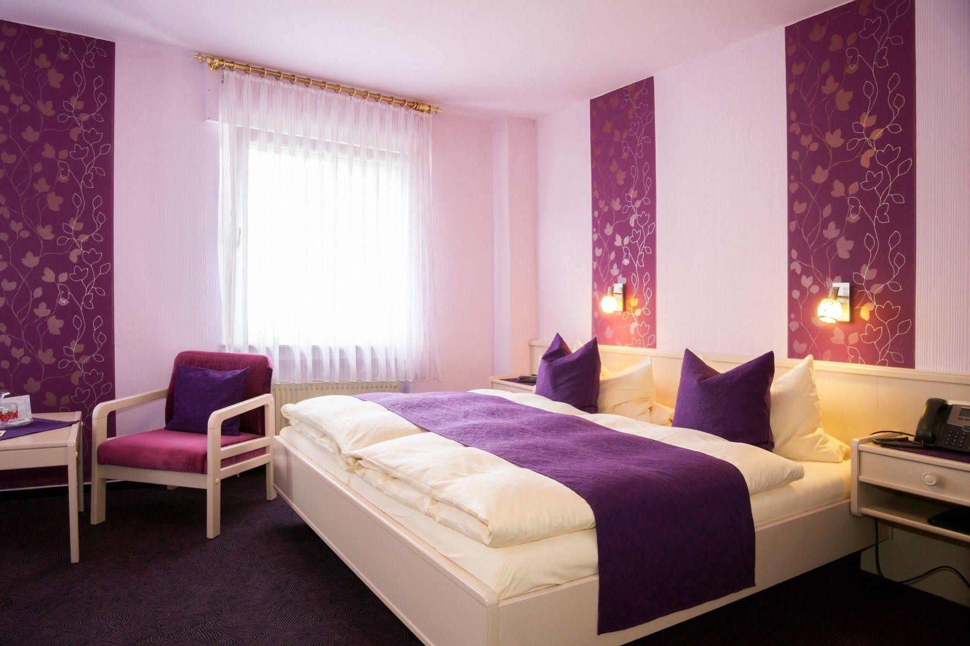 Hotel Hoehn Rüdesheim nad Renem Zewnętrze zdjęcie
